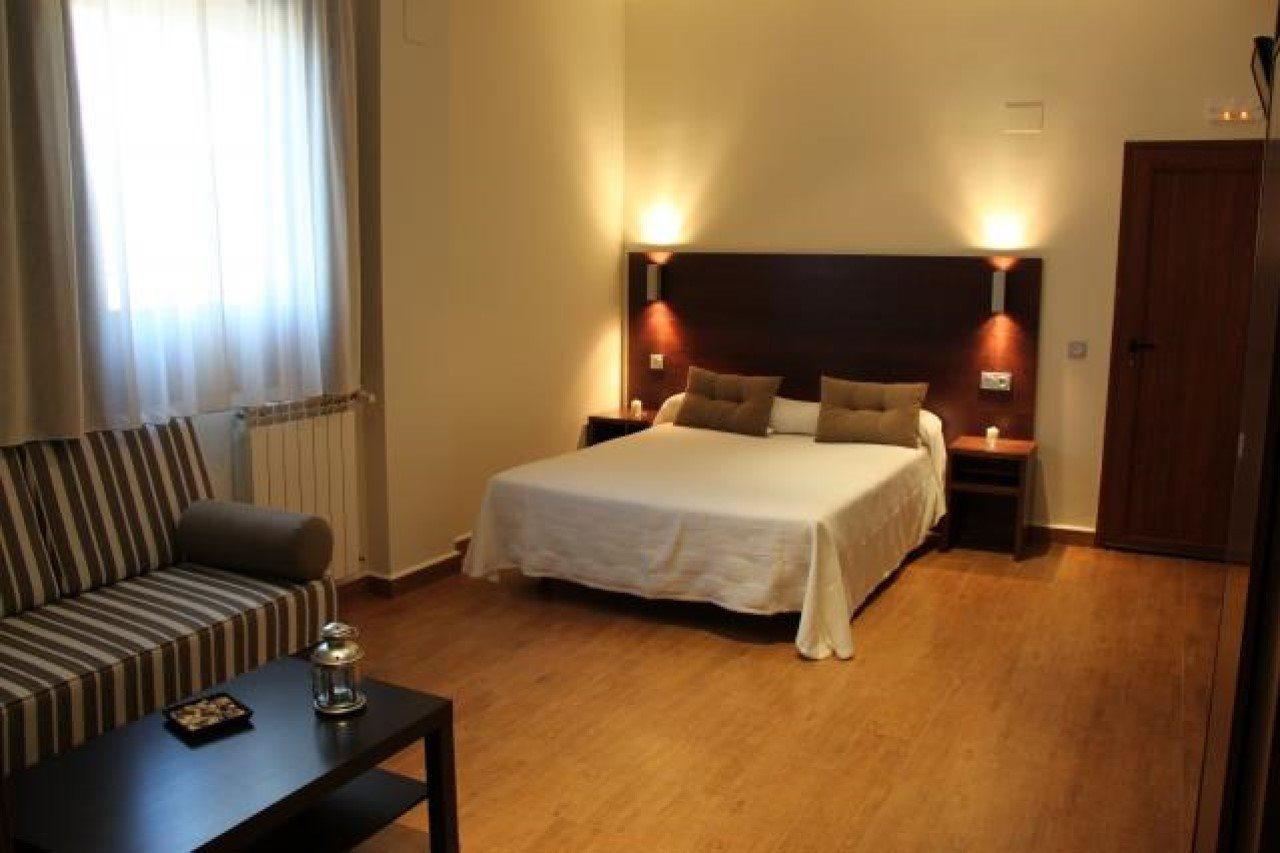 Hotel Rural Arroyo La Plata By Bossh Hotels Jerez De Los Caballeros Exterior foto